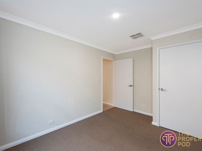 39 Sellafield Bend, Waikiki