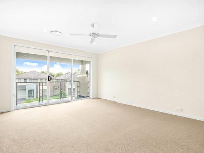 27 Oakhill  Crescent, Colebee