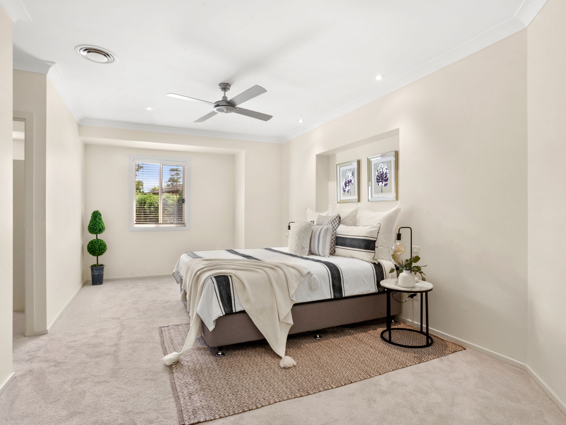 18 Davies Street, Mollymook