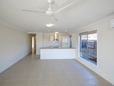 115 Fernbrooke Blvd, Redbank Plains