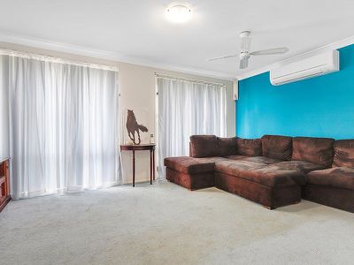 7 Illawarra Circuit, Worrigee