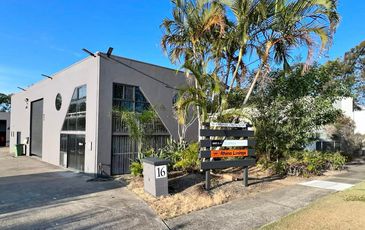 1 / 16 ENERGY CRESCENT, Molendinar