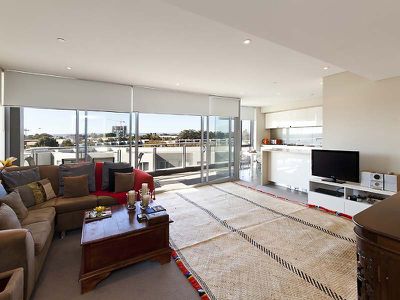 506 / 30 The Circus, Burswood