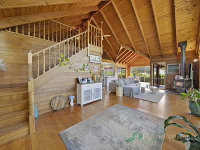 6 Lambert Street, Tawonga