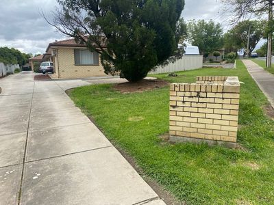 1 / 4 Sunnyview Crescent, Ridgehaven