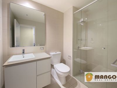 101 / 7 Rider Boulevard, Rhodes