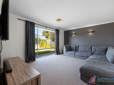 64 Serenity Street, Wellard