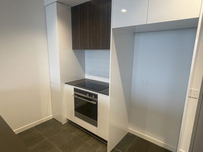 1803 / 18 Cavendish Street, Geelong