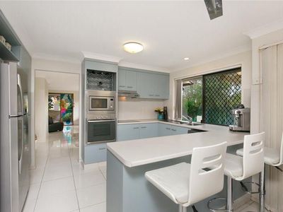 2 Salamander Place, Rochedale South