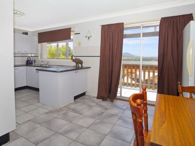 32 Tait Avenue, Kanahooka