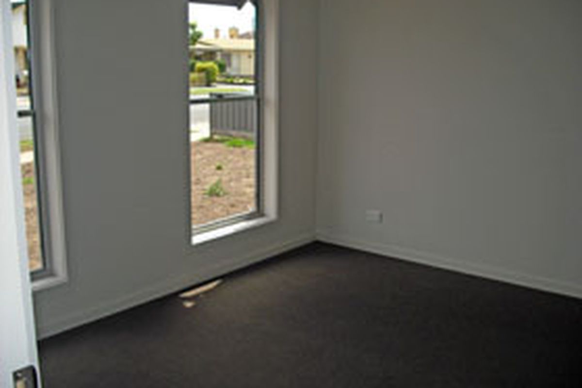 1 / 64 Edis Street, Kyabram