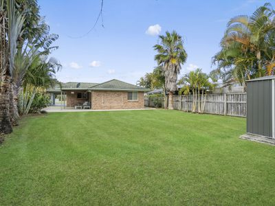 6 Russell Way, Tweed Heads South