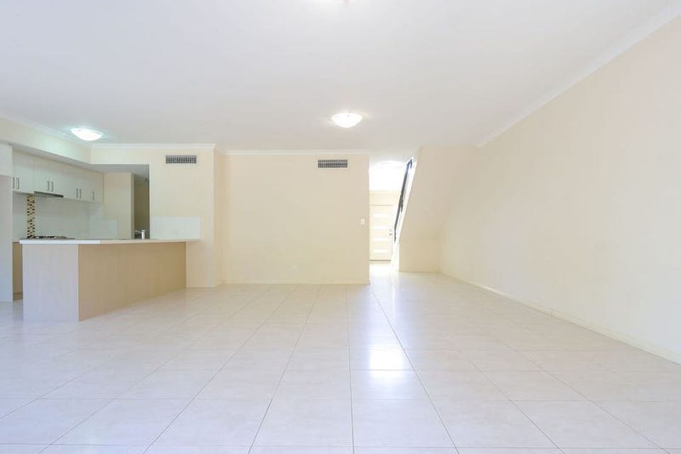 4 / 1 Bally's Turn , Baldivis