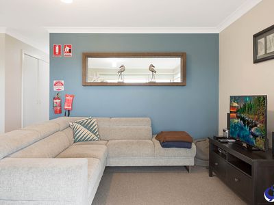 2 / 4 Warbler Crescent, North Narooma