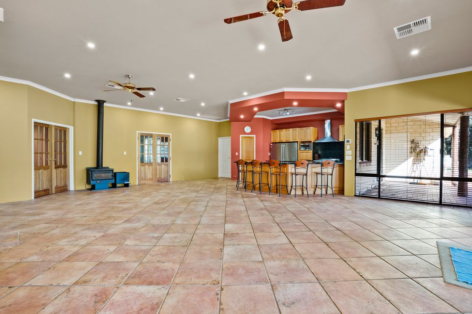 64 Egerton Drive, Serpentine