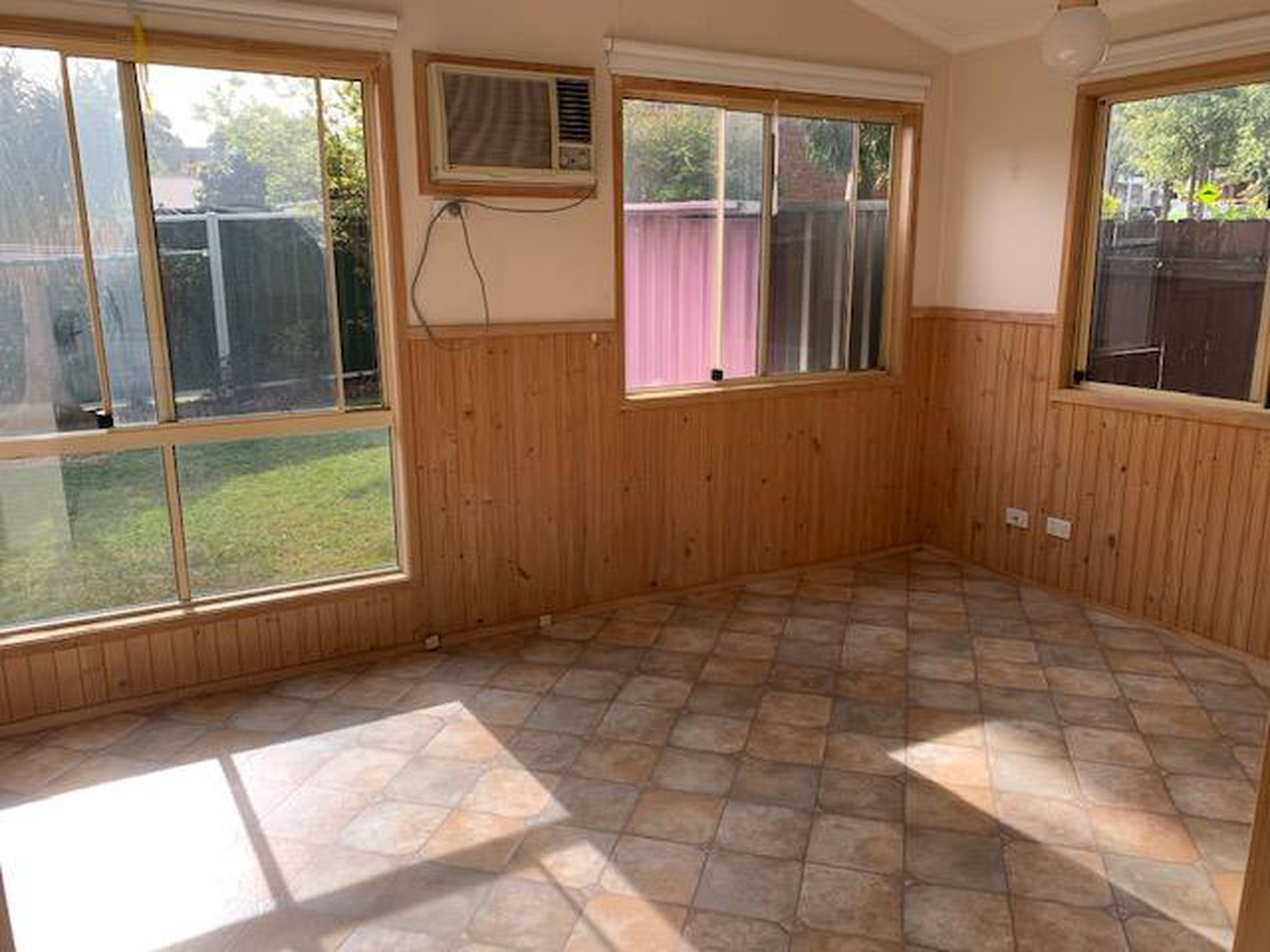 28A Hannons Avenue, Peakhurst