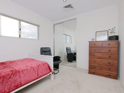 9 Cambridge Prom, Canning Vale