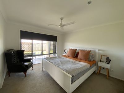 1 O'Connell Pde, Urraween