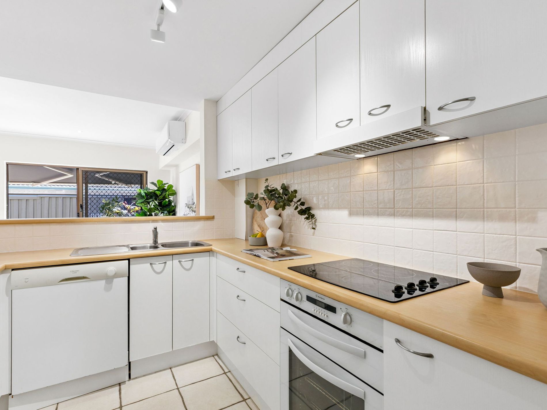 3 / 11 Carinya Street, Mooloolaba