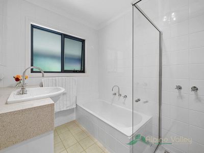 169 Simmonds Creek Road, Tawonga South