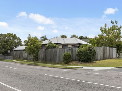 2 Thirteenth Avenue, Kedron