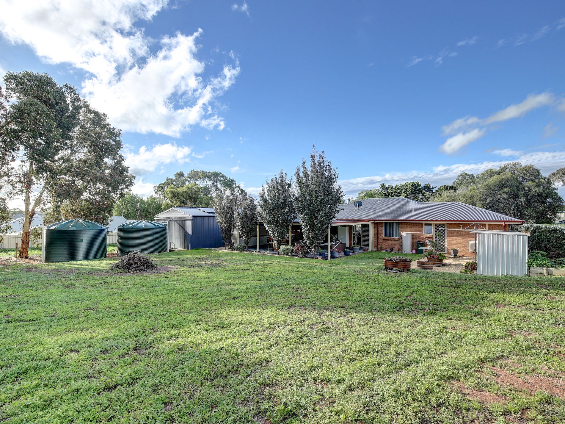 39 Tooma Drive, Riverglades