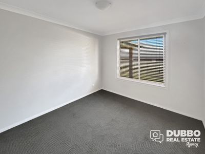 76 Catherine Drive, Dubbo