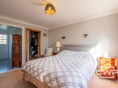 48 Cramsie Crescent, Glen Innes