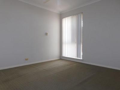 2 / 6 Wooramel Way, Nollamara