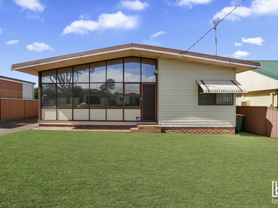 33 Glenavon Street, Toukley