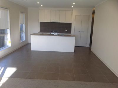 10 Beekeeper Road, Armstrong Creek