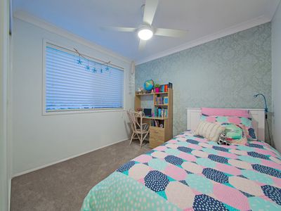 6 Colvin Court, Wakerley