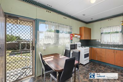 5 HUME STREET, Tamworth