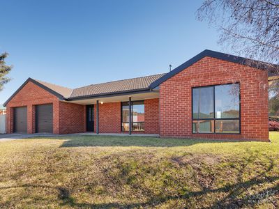 73 NIGHTINGALE AVENUE, Wodonga
