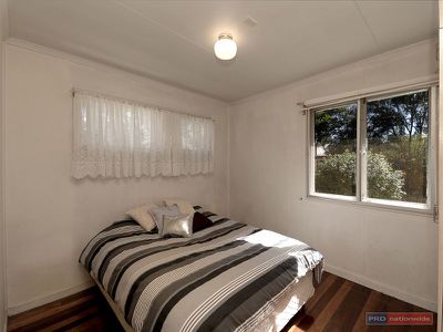 25 Peacock Street, One Mile