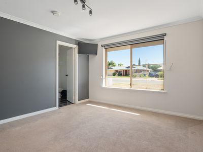 2 Killington Crescent, Boulder