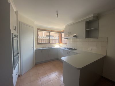 1 / 15 High Street, Werribee