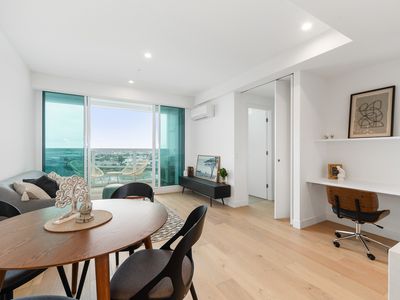 M1403 / 168 Macaulay Road, North Melbourne