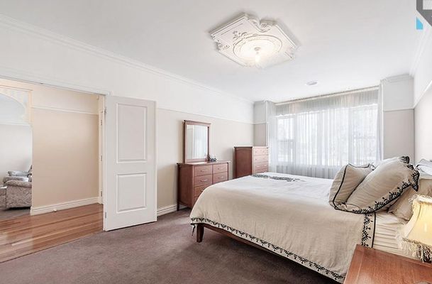 16 Peregrine Road, Oaklands Junction