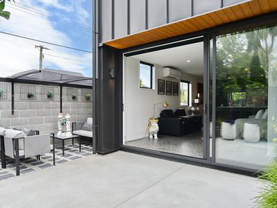 1 / 12 Hume Street, Sydenham