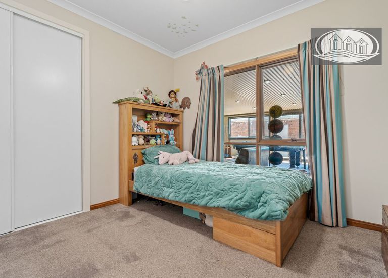 103 Benbows Road, Portland