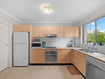 4 / 10-12 Thomas Street, Parramatta