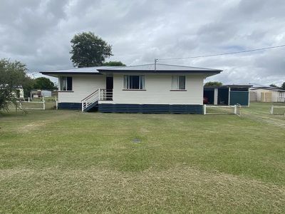 16 Baron Street, Kingaroy