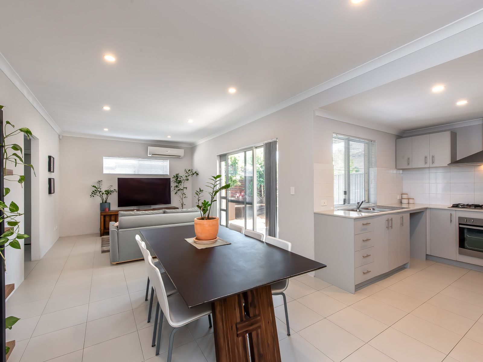 6/54 Cohn Street, Carlisle