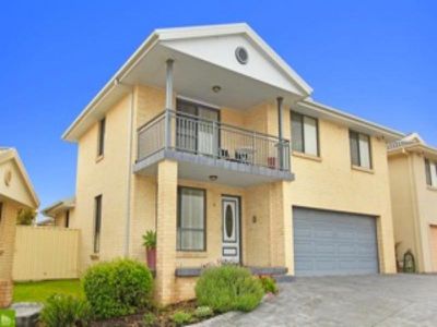 3 / 7 Pickersgill Way, Shell Cove