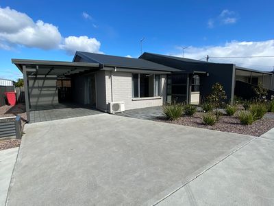 2 / 7 Church Street, Wynyard