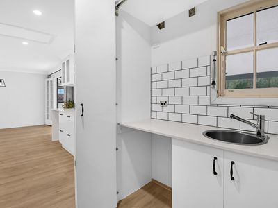 7 Dame Patti Ave, Mermaid Waters