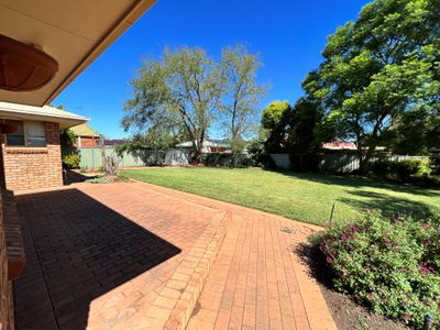 23 Falconer Way, Dubbo