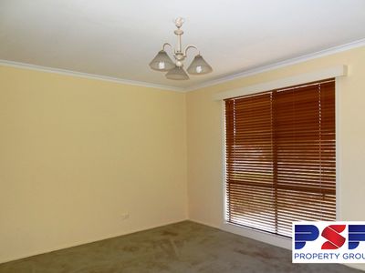 6 Wycombe Way, Werribee