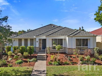 9 / 11 Eden Court, Nerang